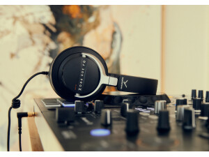 Why Headphones Are Essential for DJs | POLAR image