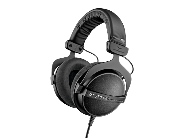 beyerdynamic DT 770 Pro Closed Dynamic Headphones 250 Ohm Limited Edition in Black