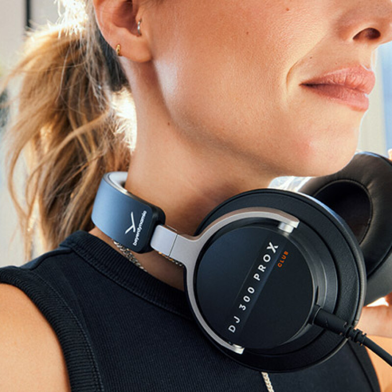 DJ 300 PRO X CLUB