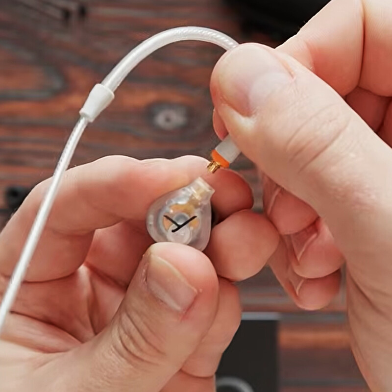 Replaceable Components image