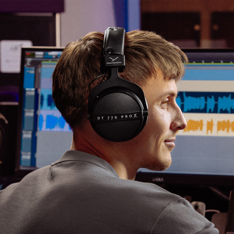DT 770 PRO X image