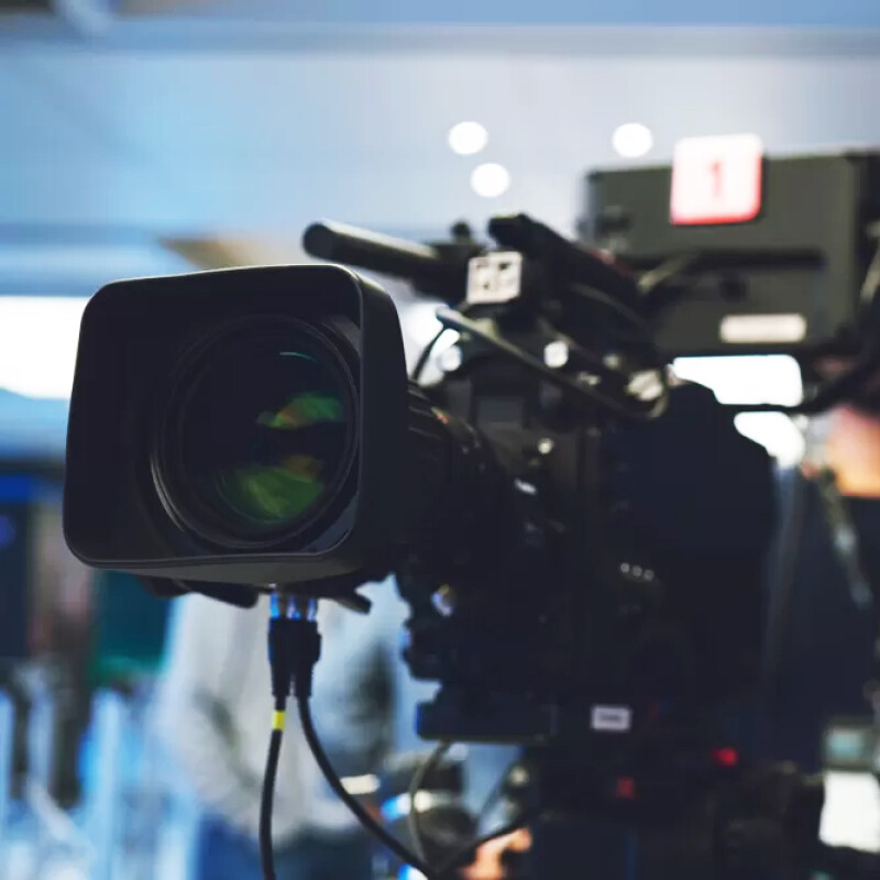 Broadcast image